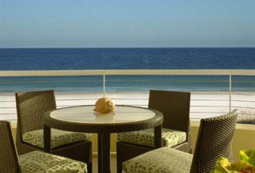 фото отеля Hyatt Siesta Key Beach Resort