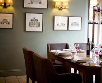 фото отеля Browns Hotel Dartmouth (England)