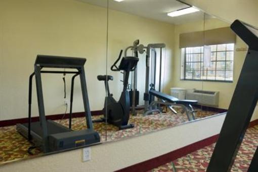 фото отеля Best Western Plus Mainland Inn & Suites