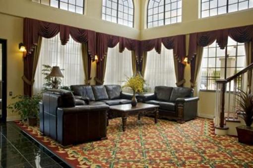 фото отеля Best Western Plus Mainland Inn & Suites