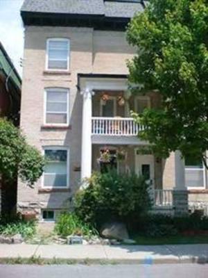 фото отеля Australis Guest House