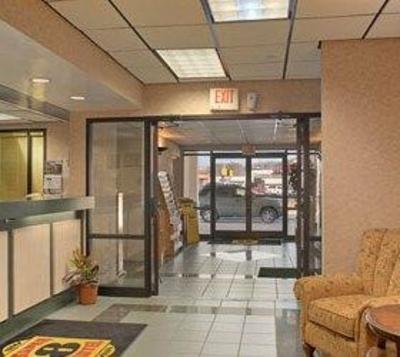 фото отеля Super 8 Pigeon Forge Emert Street