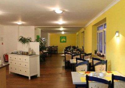 фото отеля Alpinplus Hotel Garni Holzkirchen