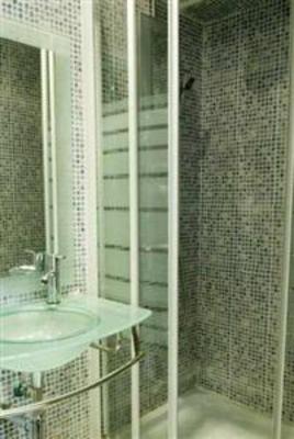 фото отеля Apartamentos MV Plaza Santa Ana Madrid