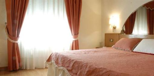 фото отеля Hotel Solimpar Leganes
