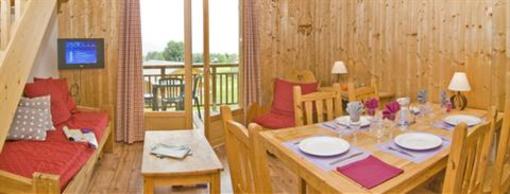 фото отеля Madame Vacances Residence Les Chalets Du Berger Les Deserts