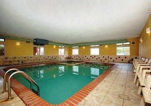 фото отеля Comfort Suites Brenham