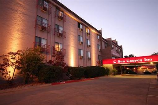 фото отеля Sun Canyon Inn