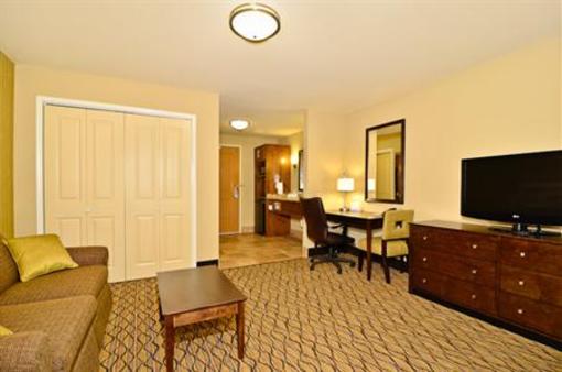 фото отеля Holiday Inn Express and Suites Williston