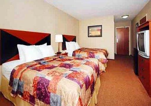 фото отеля Sleep Inn and Suites Ronks