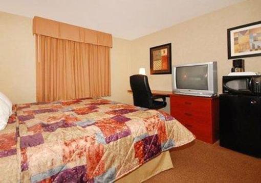 фото отеля Sleep Inn and Suites Ronks