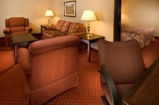 фото отеля Drury Inn & Suites Joplin