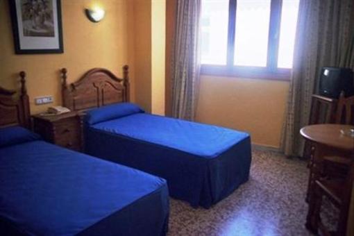 фото отеля Mediterraneo Carihuela