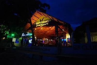 фото отеля Blue Ribbon Divers & Sunsplash Resort Puerto Galera