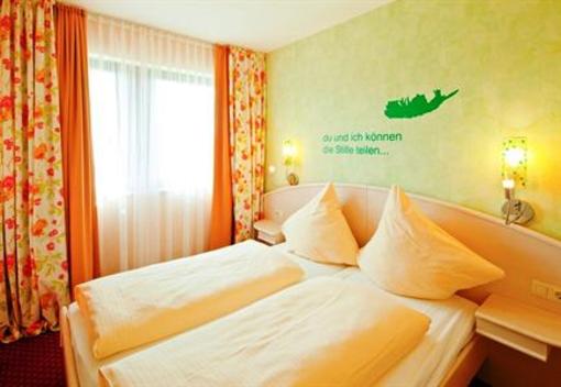 фото отеля Waldhotel Wiesemann
