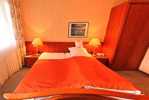 фото отеля Waldhotel Wiesemann