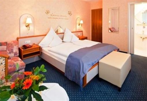фото отеля Waldhotel Wiesemann
