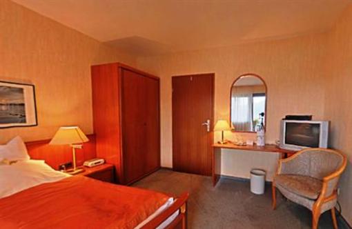 фото отеля Waldhotel Wiesemann
