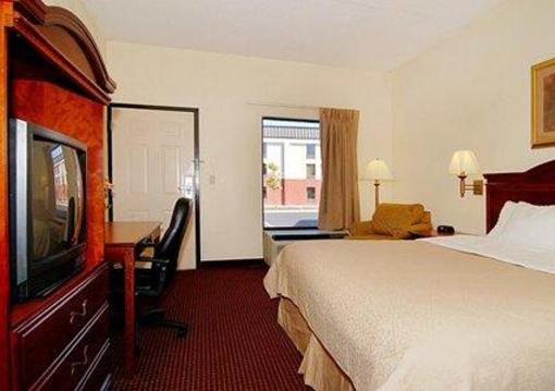 фото отеля Quality Inn Goodlettsville