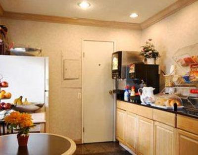 фото отеля Ramada Limited - Santa Clara