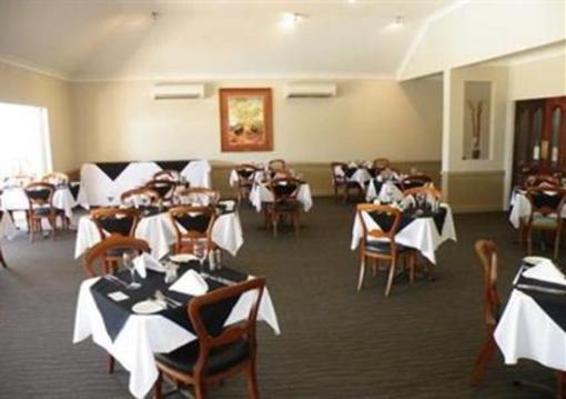 фото отеля Quality Inn Burke & Wills