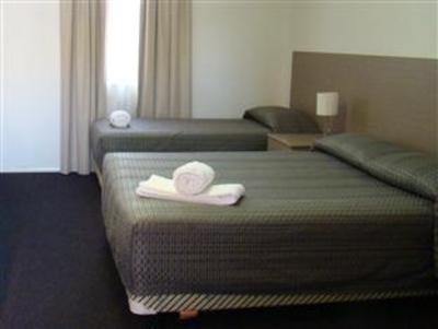фото отеля Quality Inn Burke & Wills