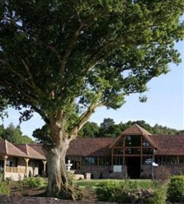 фото отеля Old Thorns Golf & Country Estate Liphook