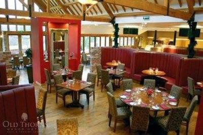 фото отеля Old Thorns Golf & Country Estate Liphook