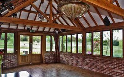 фото отеля Old Thorns Golf & Country Estate Liphook