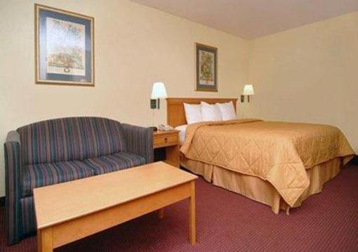 фото отеля Quality Inn Coliseum