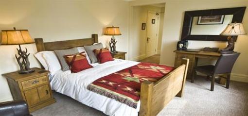 фото отеля Smith & Western Tunbridge Wells