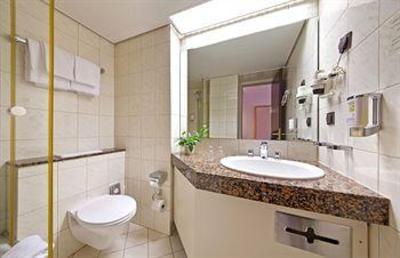 фото отеля Madison I Dusseldorf Hotel