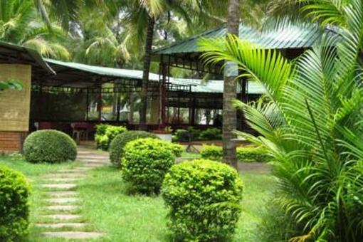 фото отеля Parumpara Holiday Resort Kushalanagara