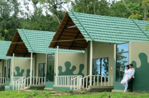 фото отеля Parumpara Holiday Resort Kushalanagara