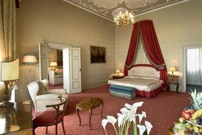 фото отеля Brufani Palace Hotel