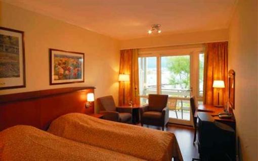 фото отеля Rosendal Fjordhotel