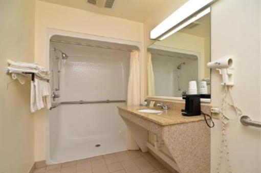 фото отеля Best Western Regency Inn & Suites Gonzales (Texas)