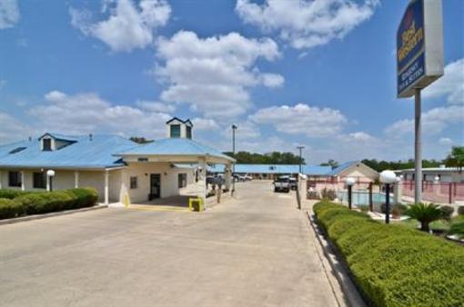 фото отеля Best Western Regency Inn & Suites Gonzales (Texas)