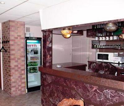 фото отеля Jarry Hotel