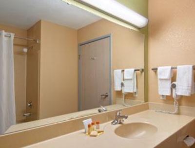 фото отеля Days Inn & Suites Corpus Christi Central