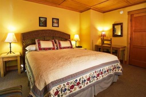 фото отеля Tamarack Lodge and Resort
