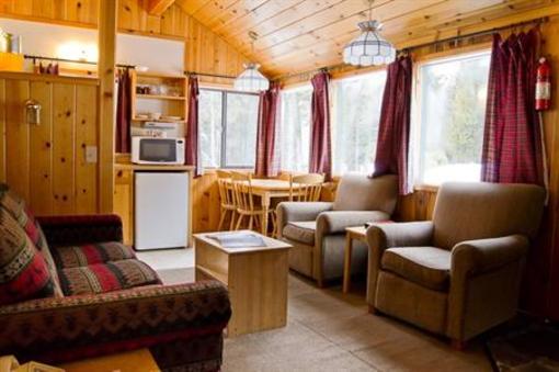 фото отеля Tamarack Lodge and Resort