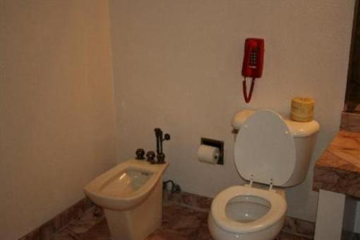 фото отеля Barcelona Suites Albuquerque