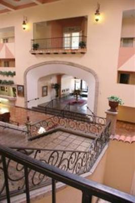 фото отеля Barcelona Suites Albuquerque