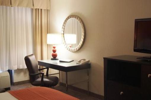 фото отеля Holiday Inn Baton Rouge South Hotel