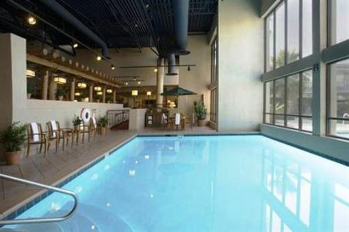фото отеля Holiday Inn Baton Rouge South Hotel