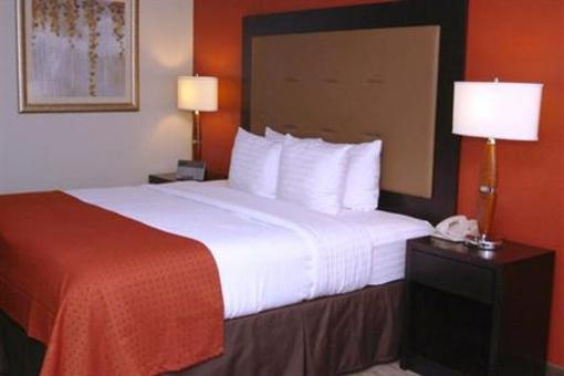 фото отеля Holiday Inn Baton Rouge South Hotel