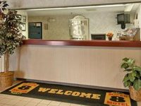 Super 8 Indianapolis College Park