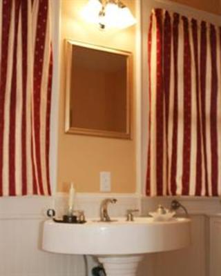 фото отеля Villa Columbia Bed and Breakfast