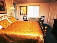 Villa Columbia Bed and Breakfast